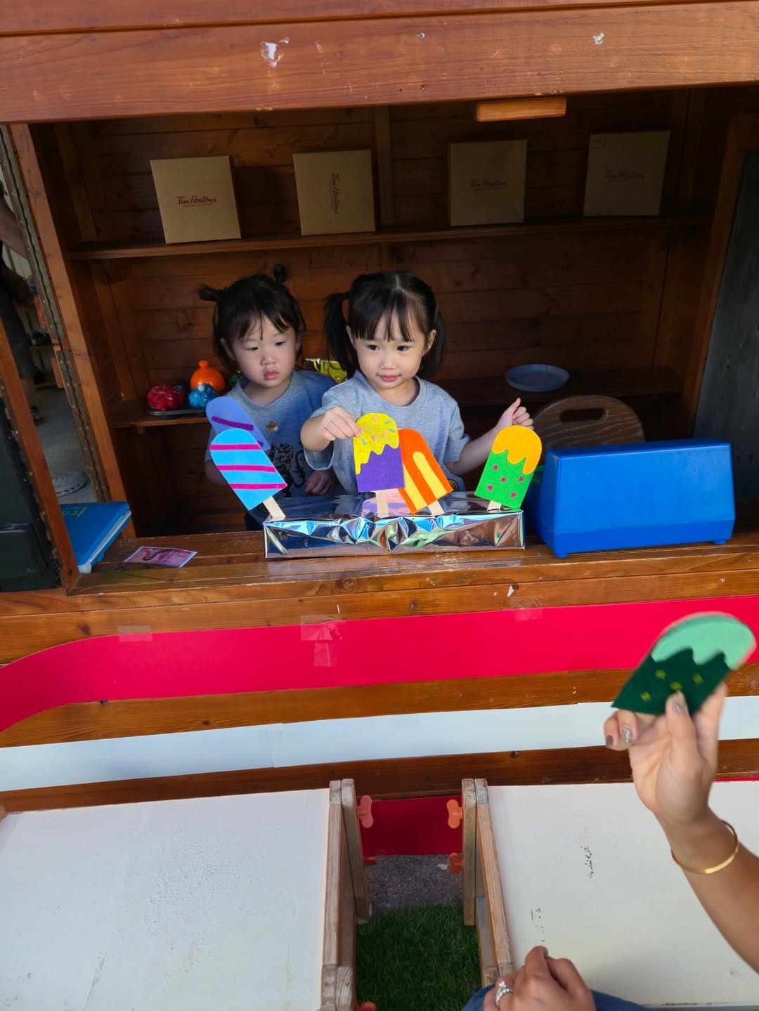 ตาล - กัญญา รัตนเพชร์