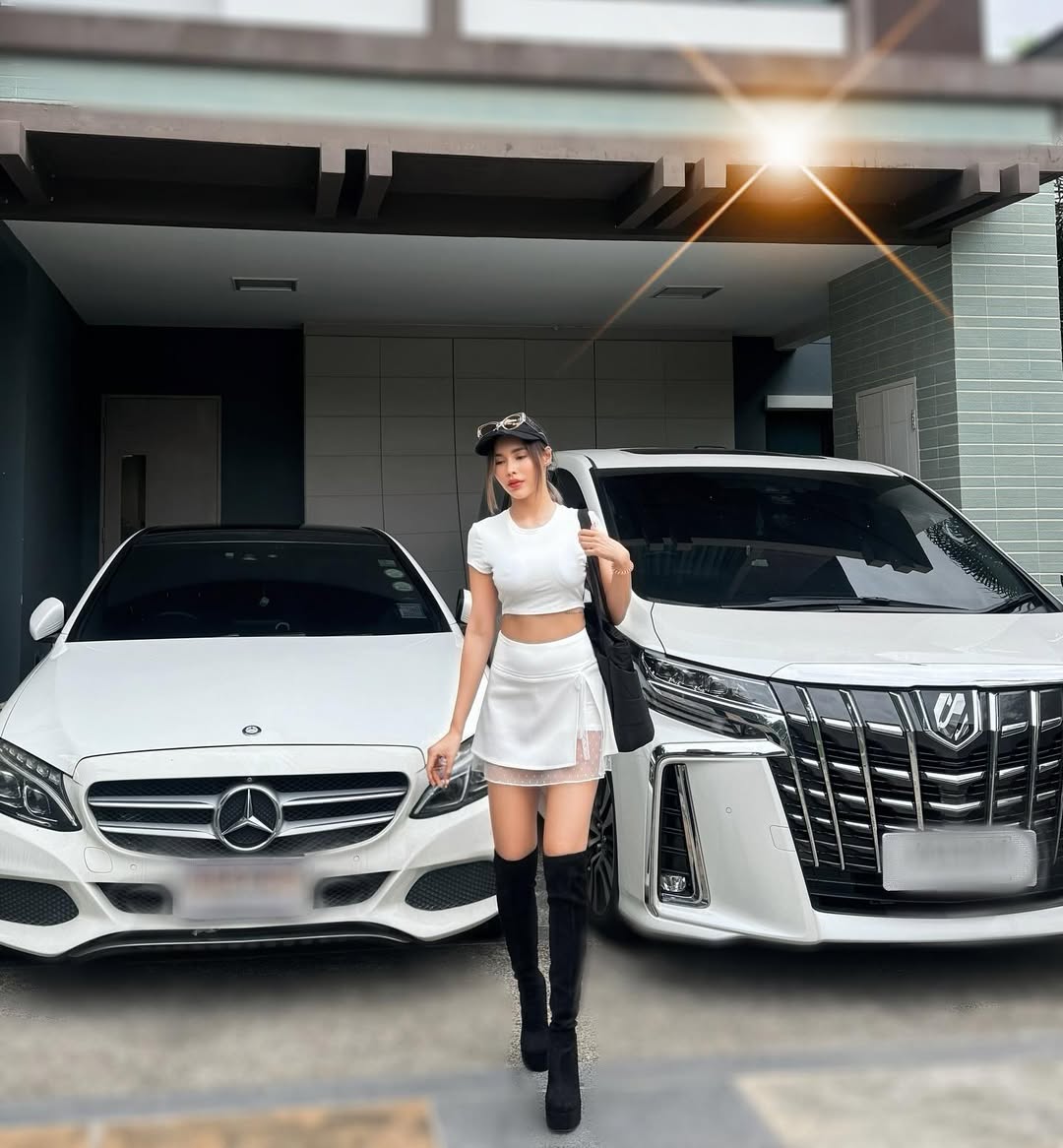 ไอซ์ - ปรีชญา พงษ์ธนานิกร