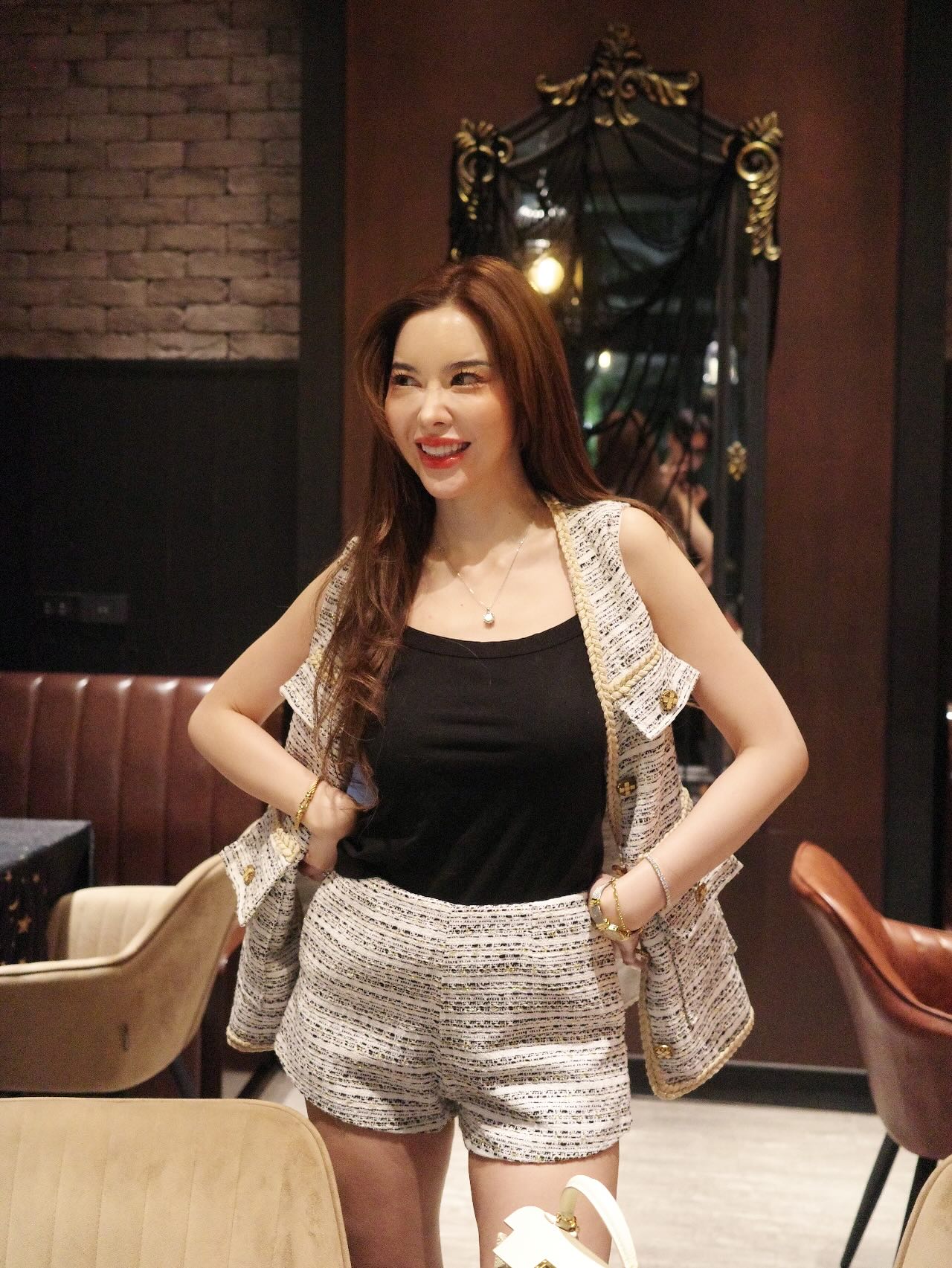 ไอซ์ - ปรีชญา พงษ์ธนานิกร