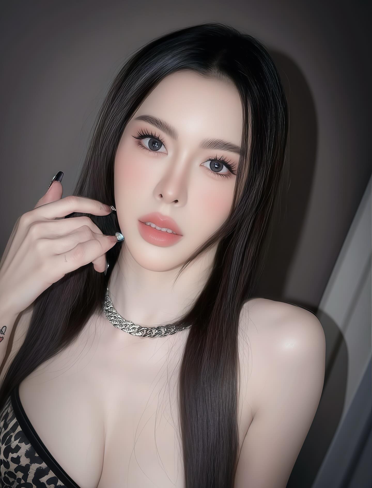 ไอซ์ - ปรีชญา พงษ์ธนานิกร