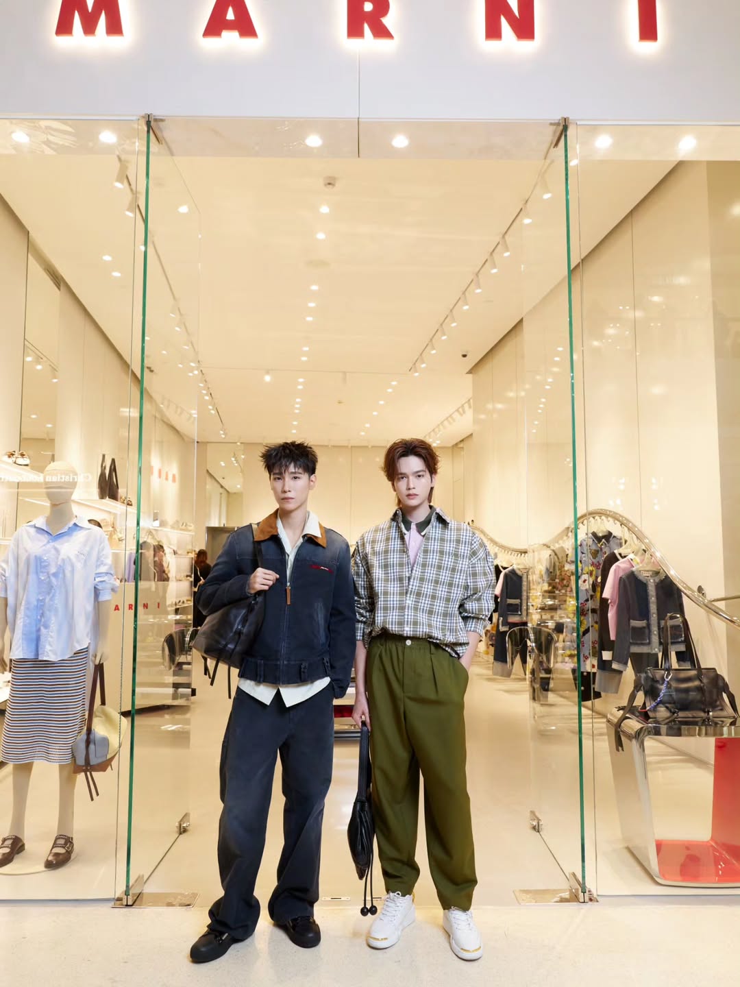 มาร์ค - จิรันธนิน ตรัยรัตนยนต์