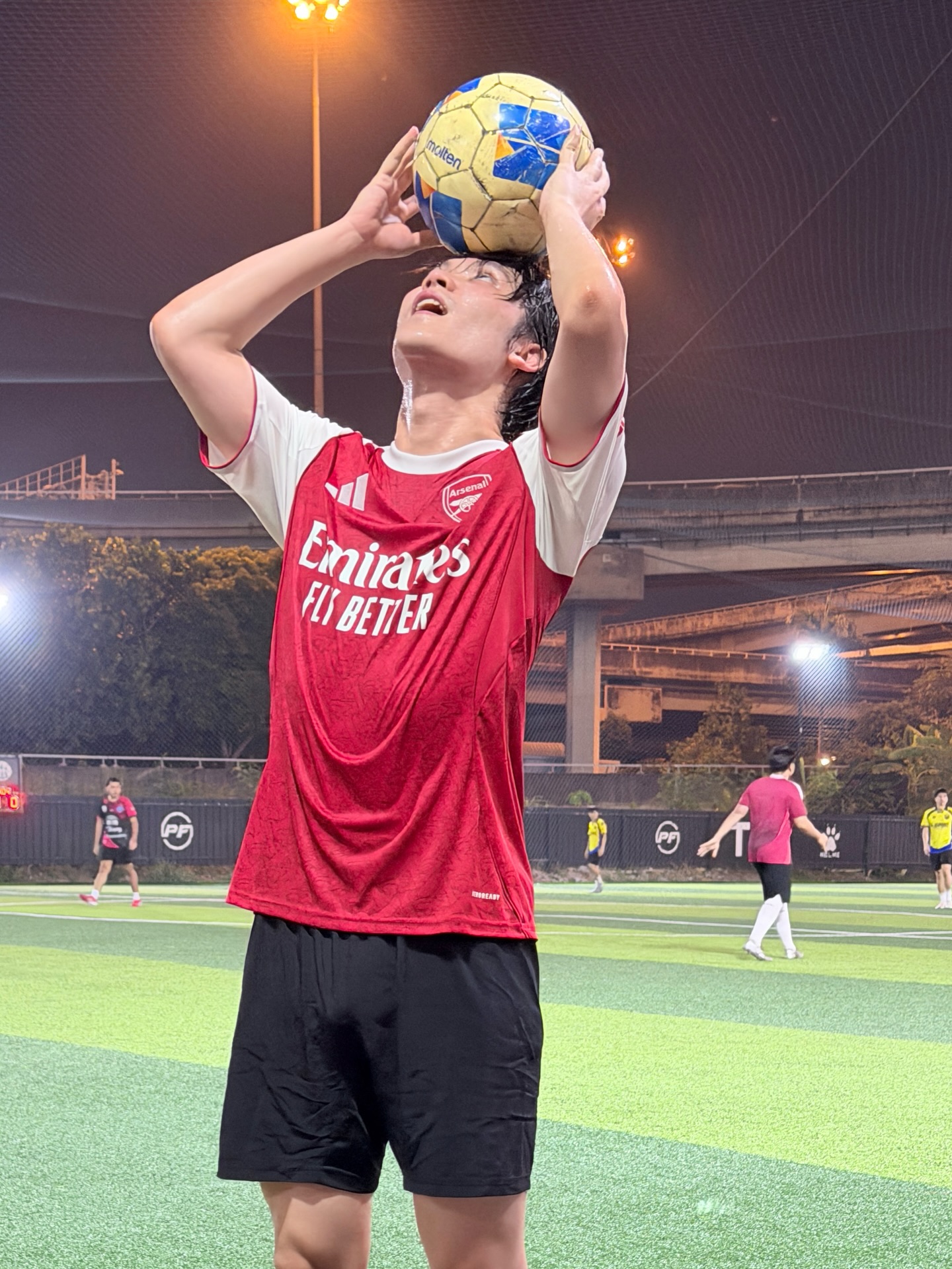 ฟลุท - ชินพรรธน์ กิตติชัยวรางค์กูร