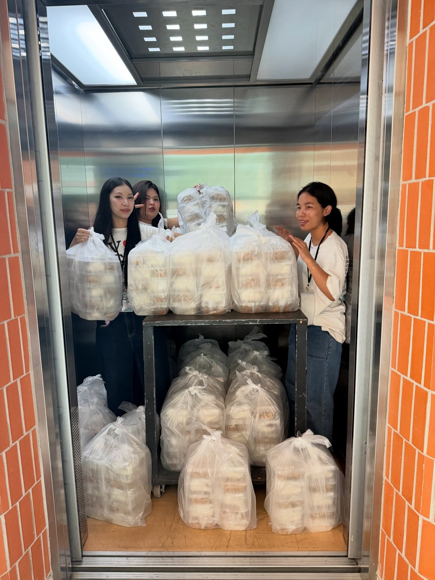 ฟลุท - ชินพรรธน์ กิตติชัยวรางค์กูร