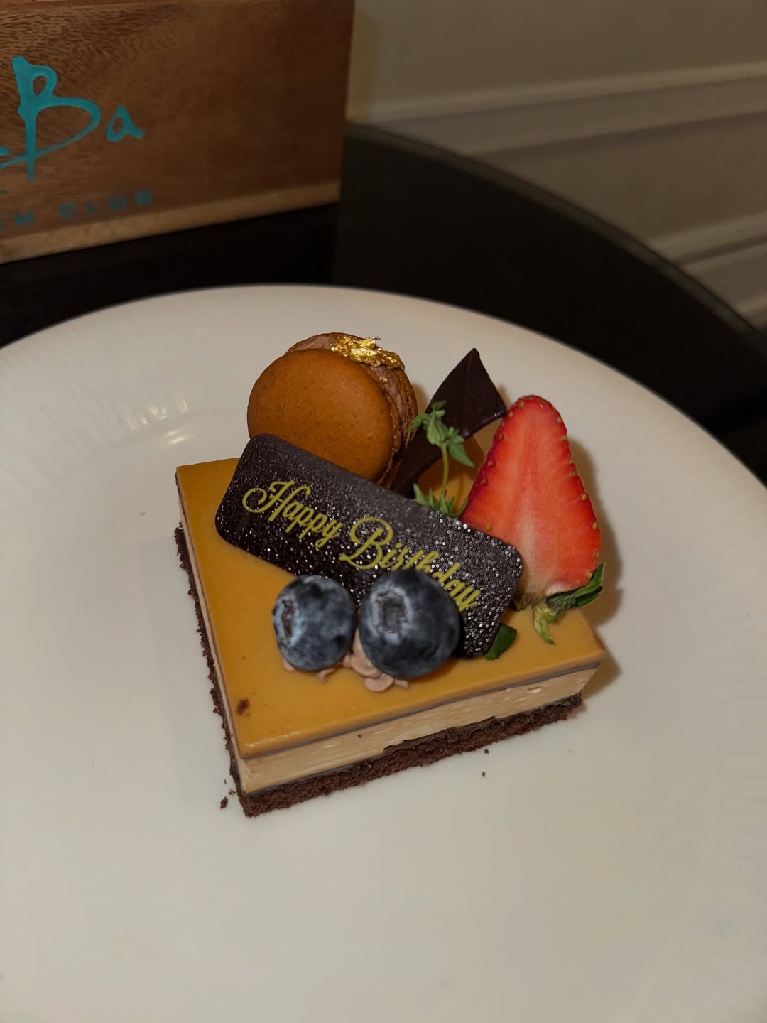 นิโคลีน - พิชาภา ลิมศนุกาญจน์