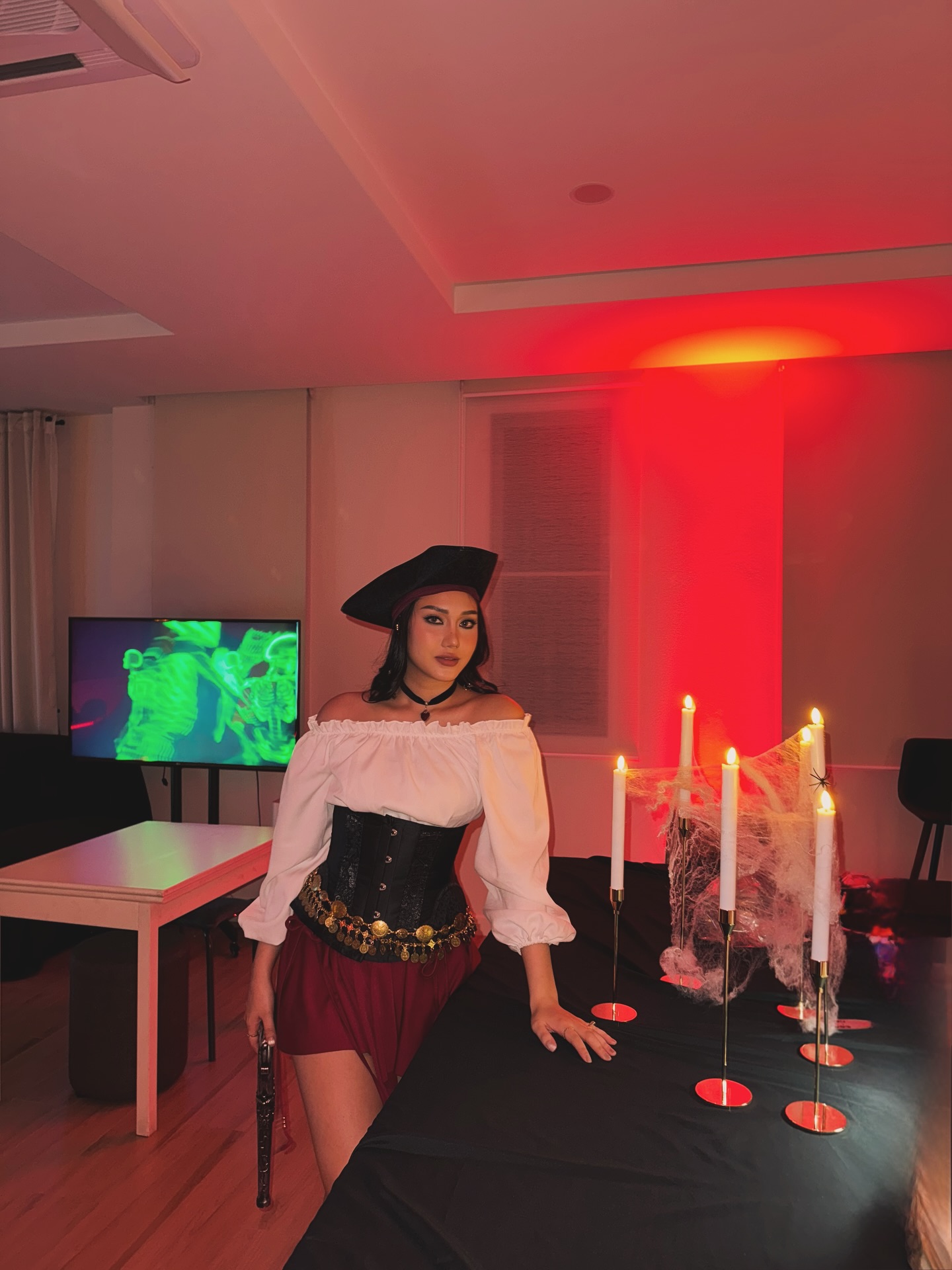 นิโคลีน - พิชาภา ลิมศนุกาญจน์