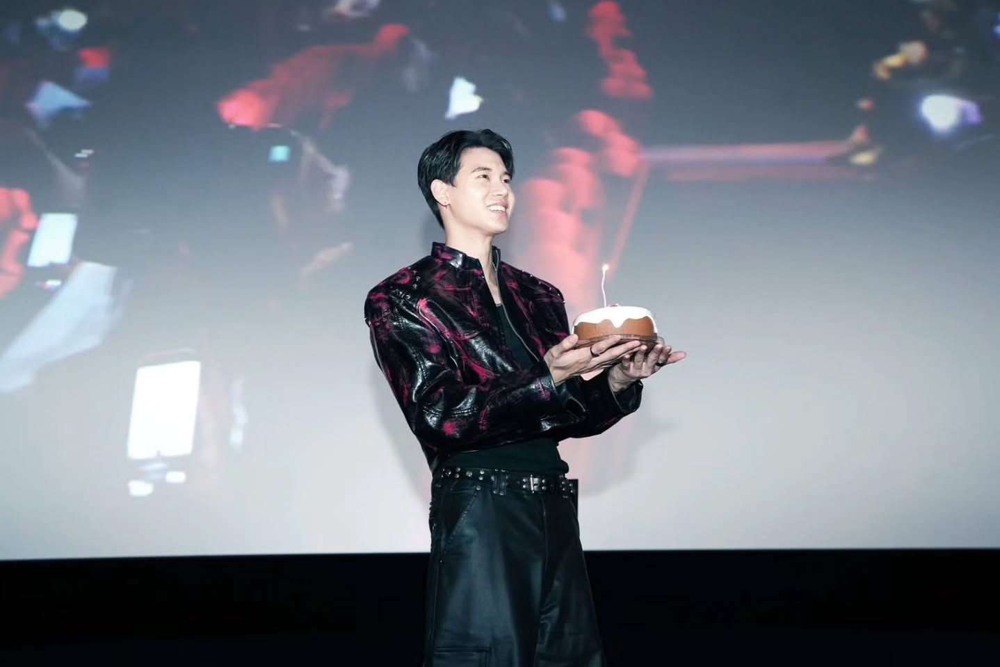หยิ่น - อานันท์ ว่อง