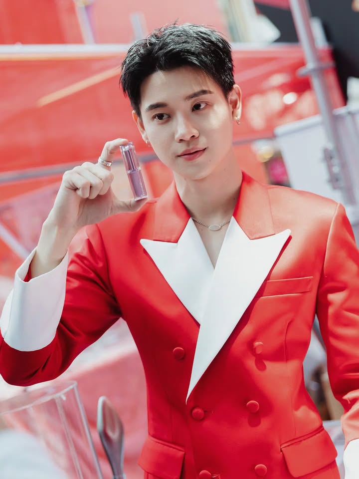 หยิ่น - อานันท์ ว่อง