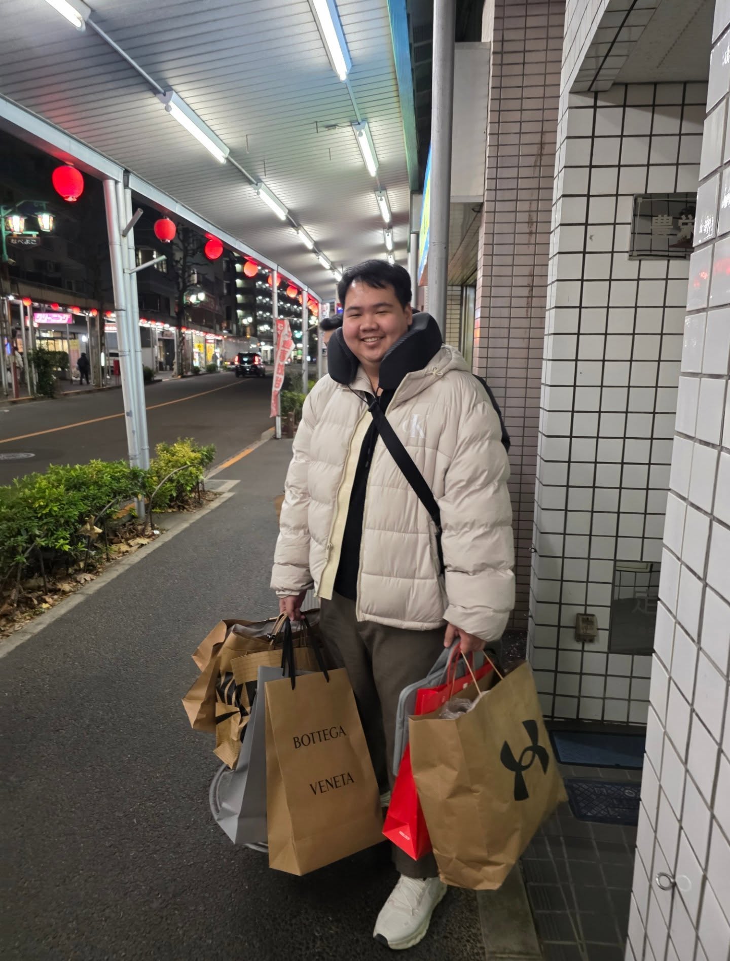 หยิ่น - อานันท์ ว่อง