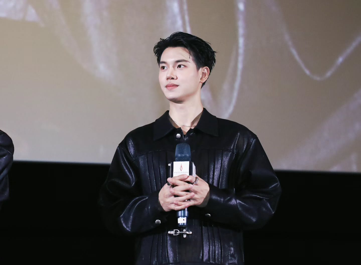 หยิ่น - อานันท์ ว่อง