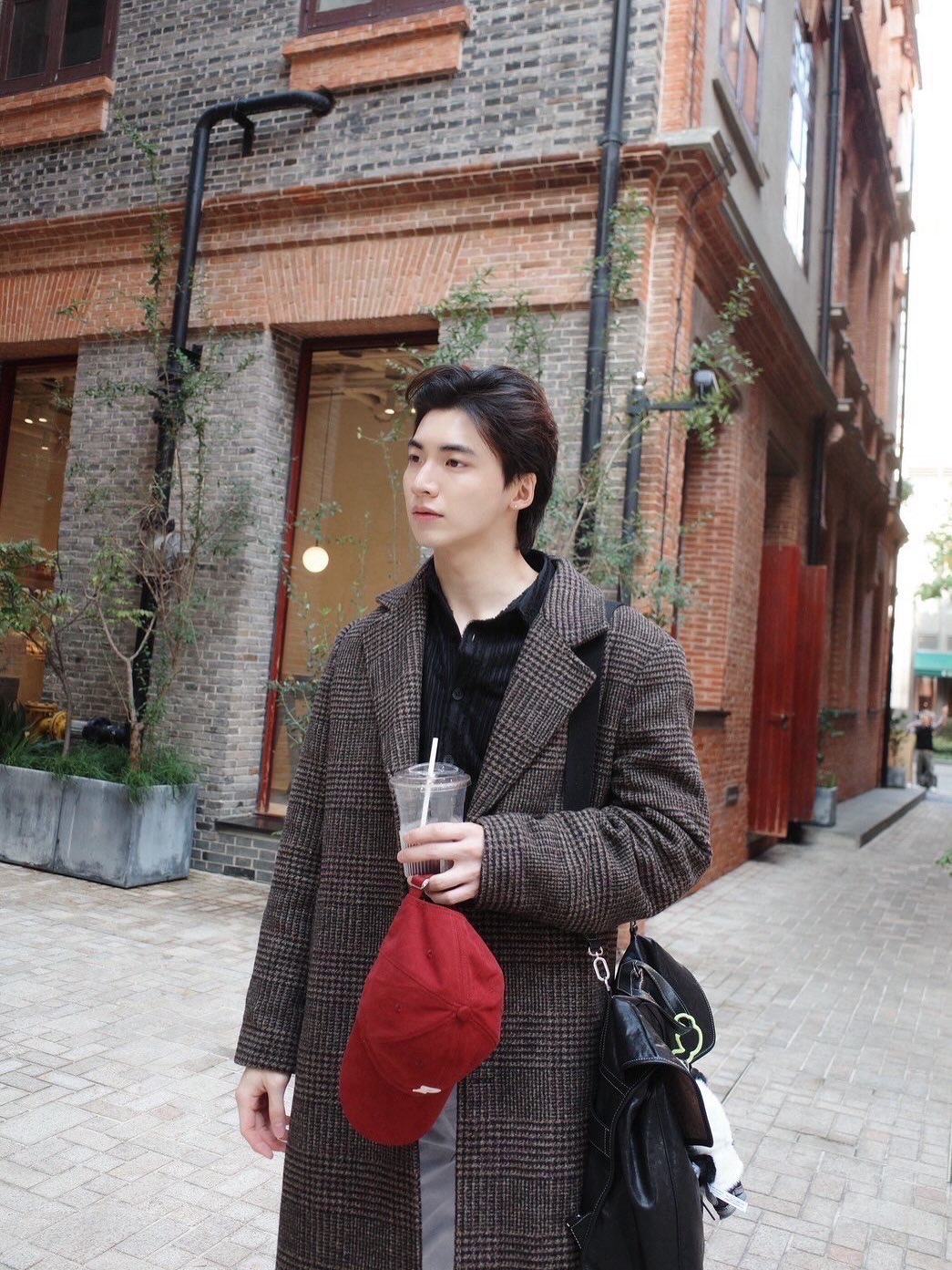 ปอนด์ - พลวิชญ์ เกตุประภากร