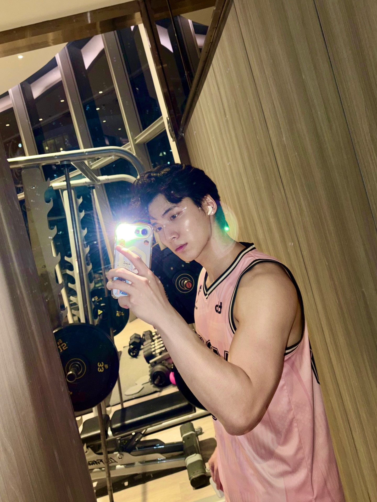 ปอนด์ - พลวิชญ์ เกตุประภากร