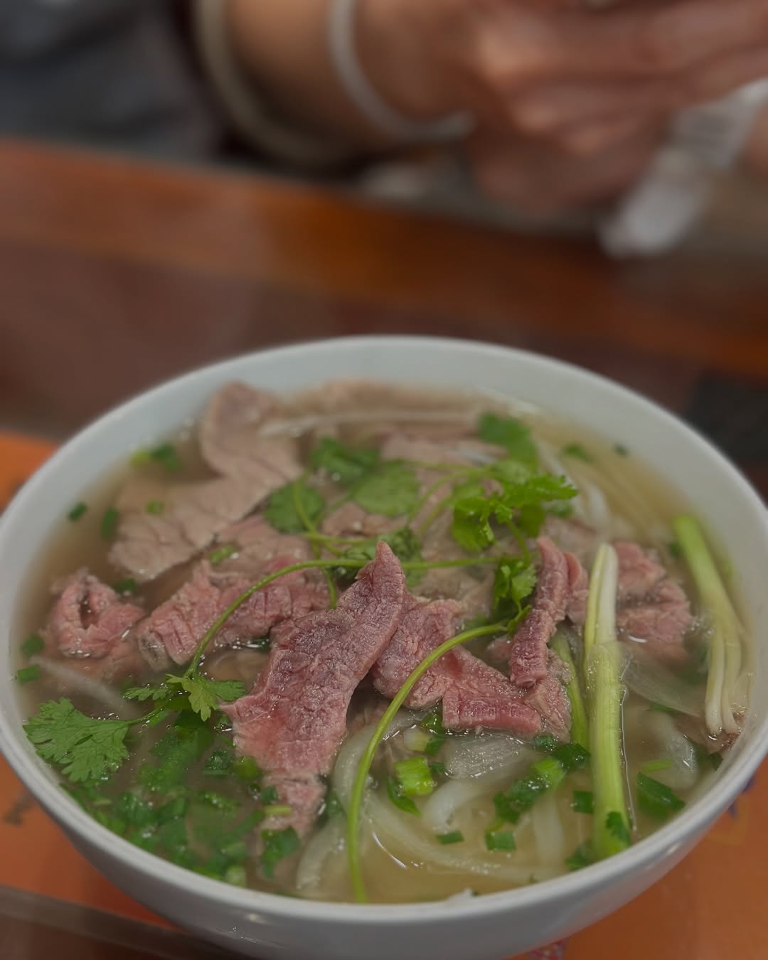 บี๊บ - ศิรสัณห์ หอวิจิตร