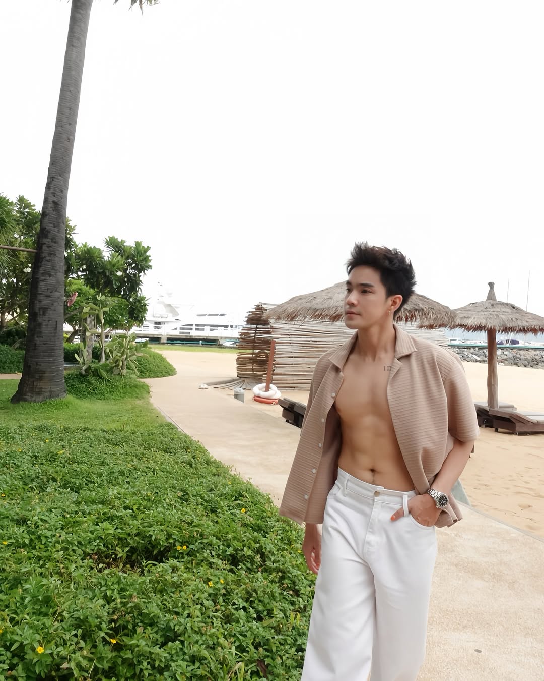บี๊บ - ศิรสัณห์ หอวิจิตร