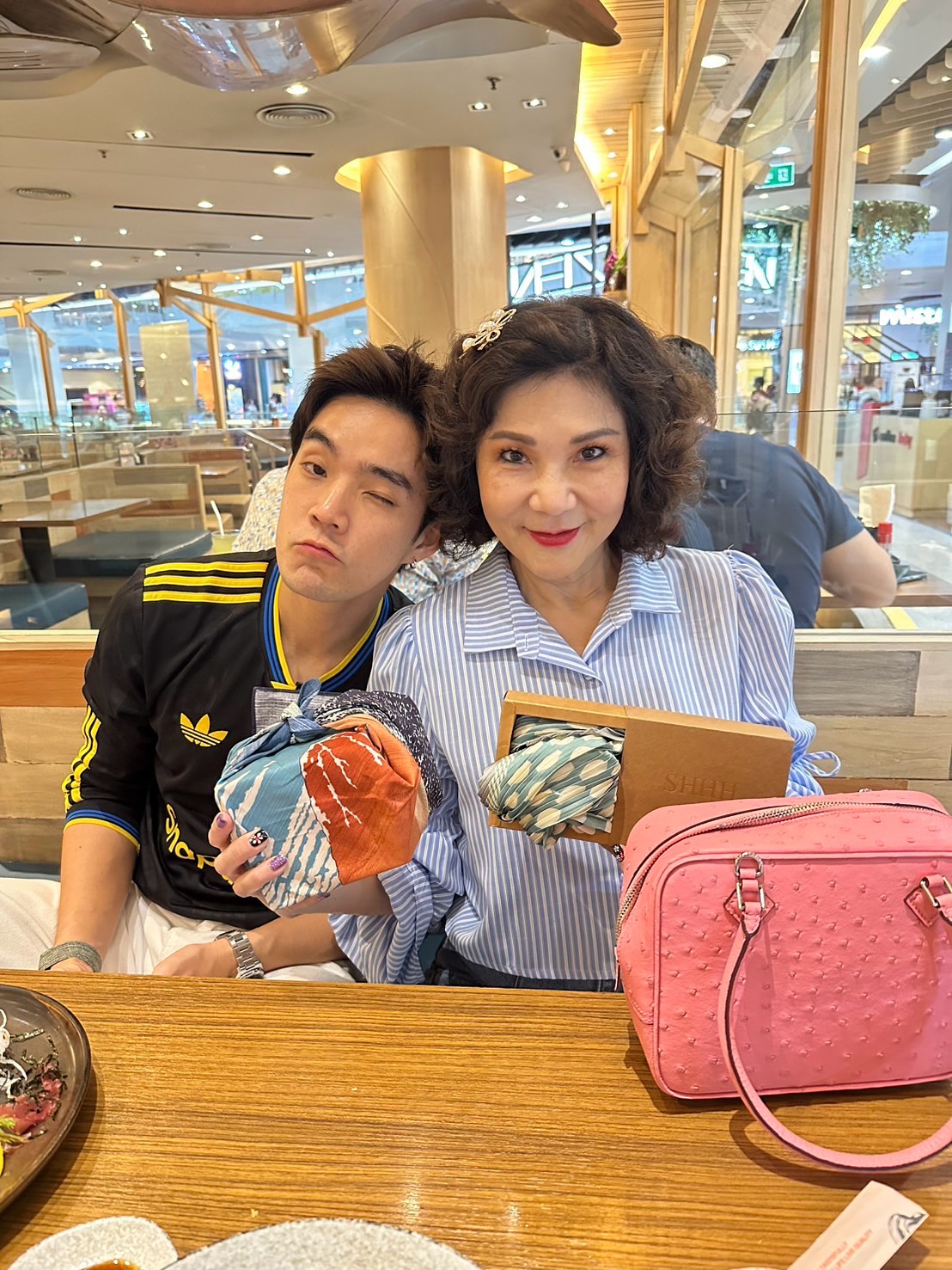 บี๊บ - ศิรสัณห์ หอวิจิตร