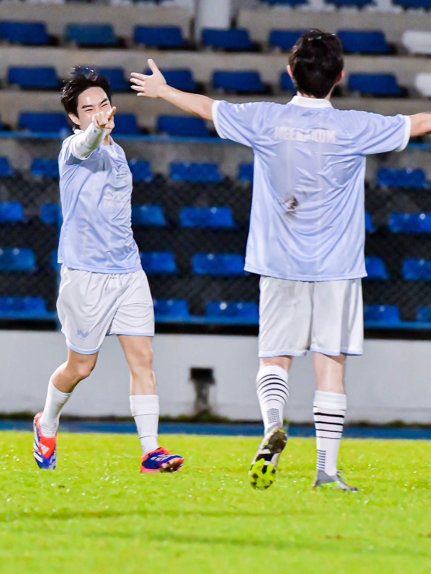 บี๊บ - ศิรสัณห์ หอวิจิตร