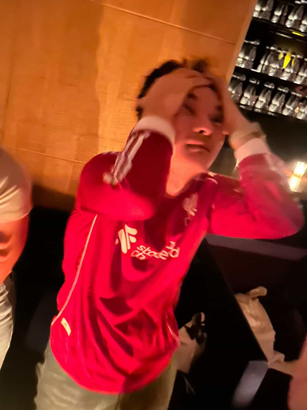 บี๊บ - ศิรสัณห์ หอวิจิตร