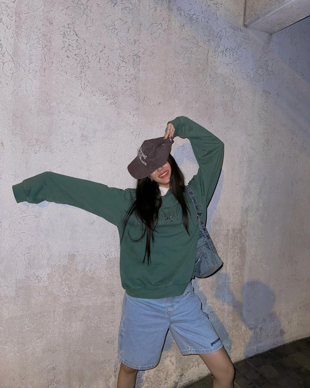 จูเน่ - เพลินพิชญา โกมลารชุน