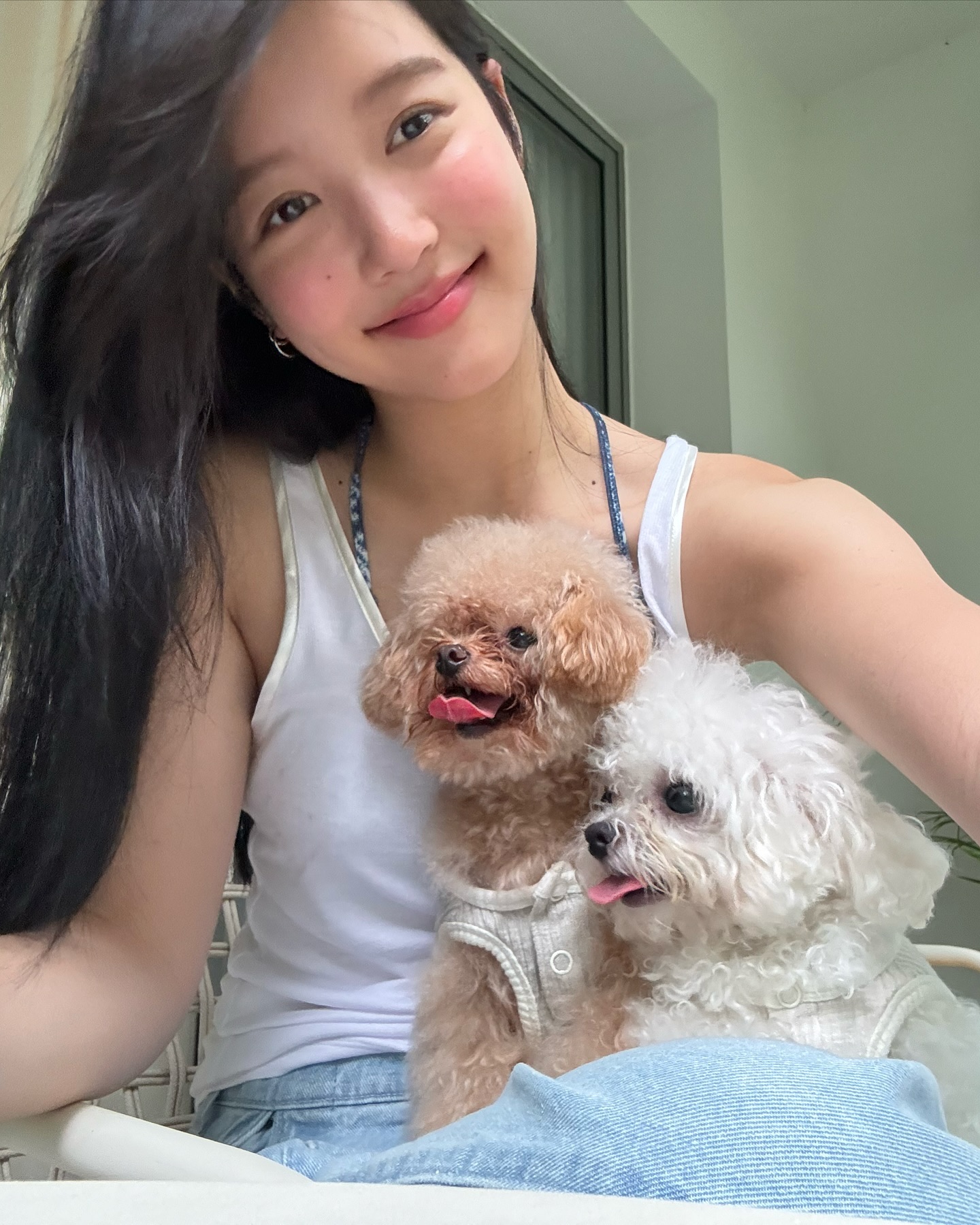จูเน่ - เพลินพิชญา โกมลารชุน