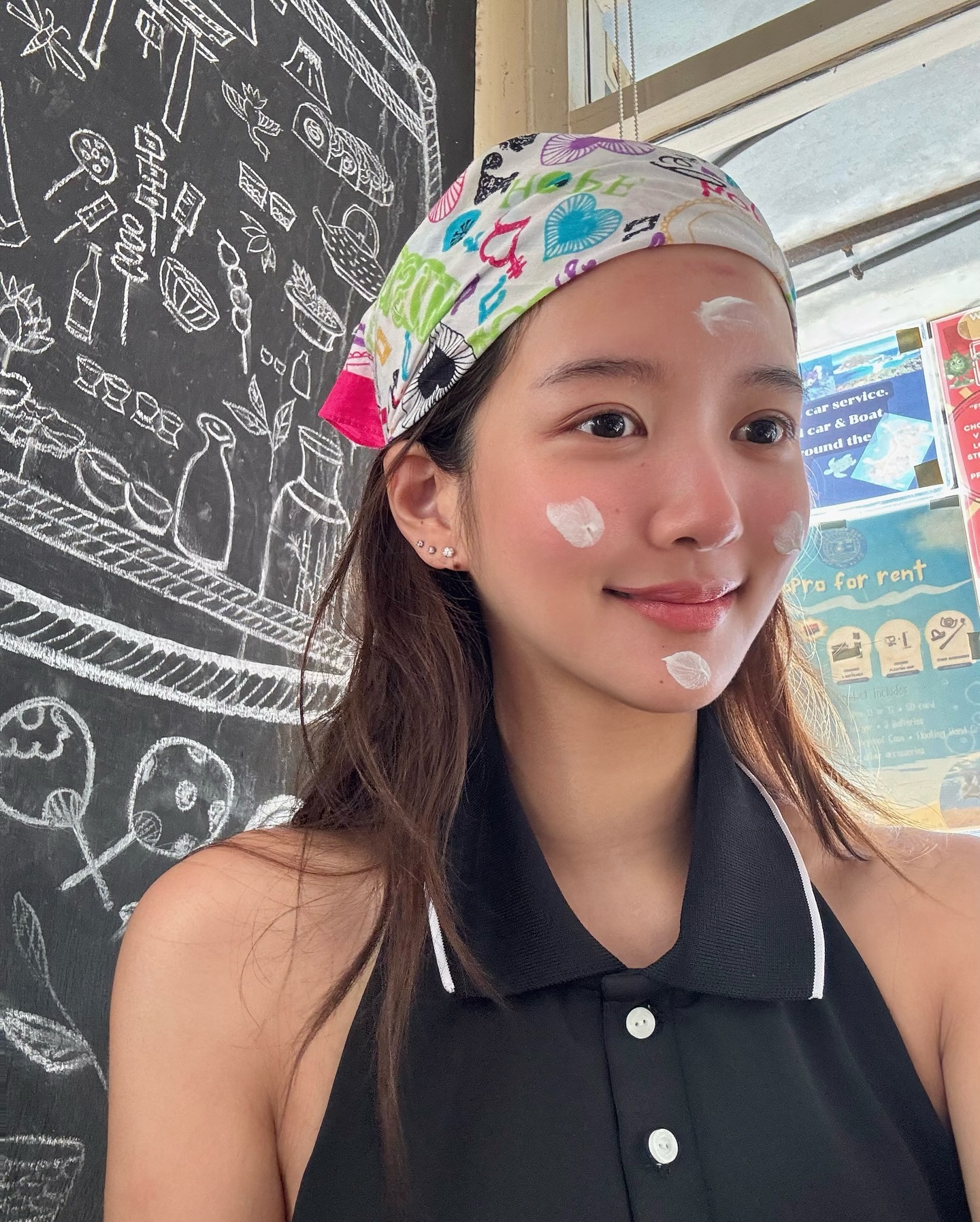 จูเน่ - เพลินพิชญา โกมลารชุน