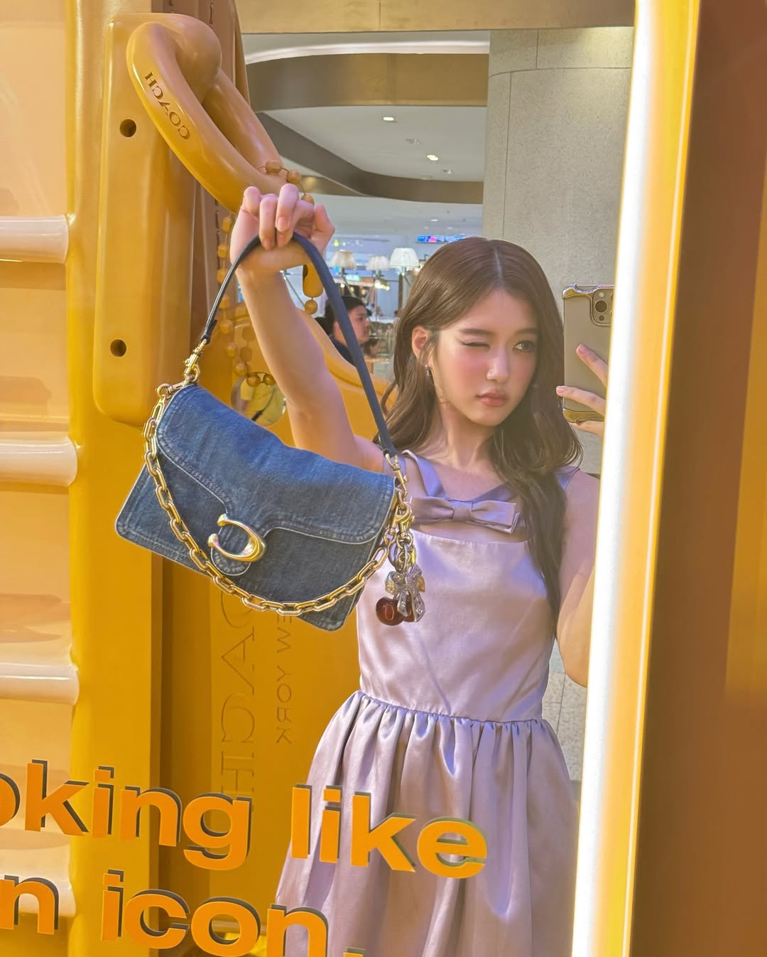 จูเน่ - เพลินพิชญา โกมลารชุน