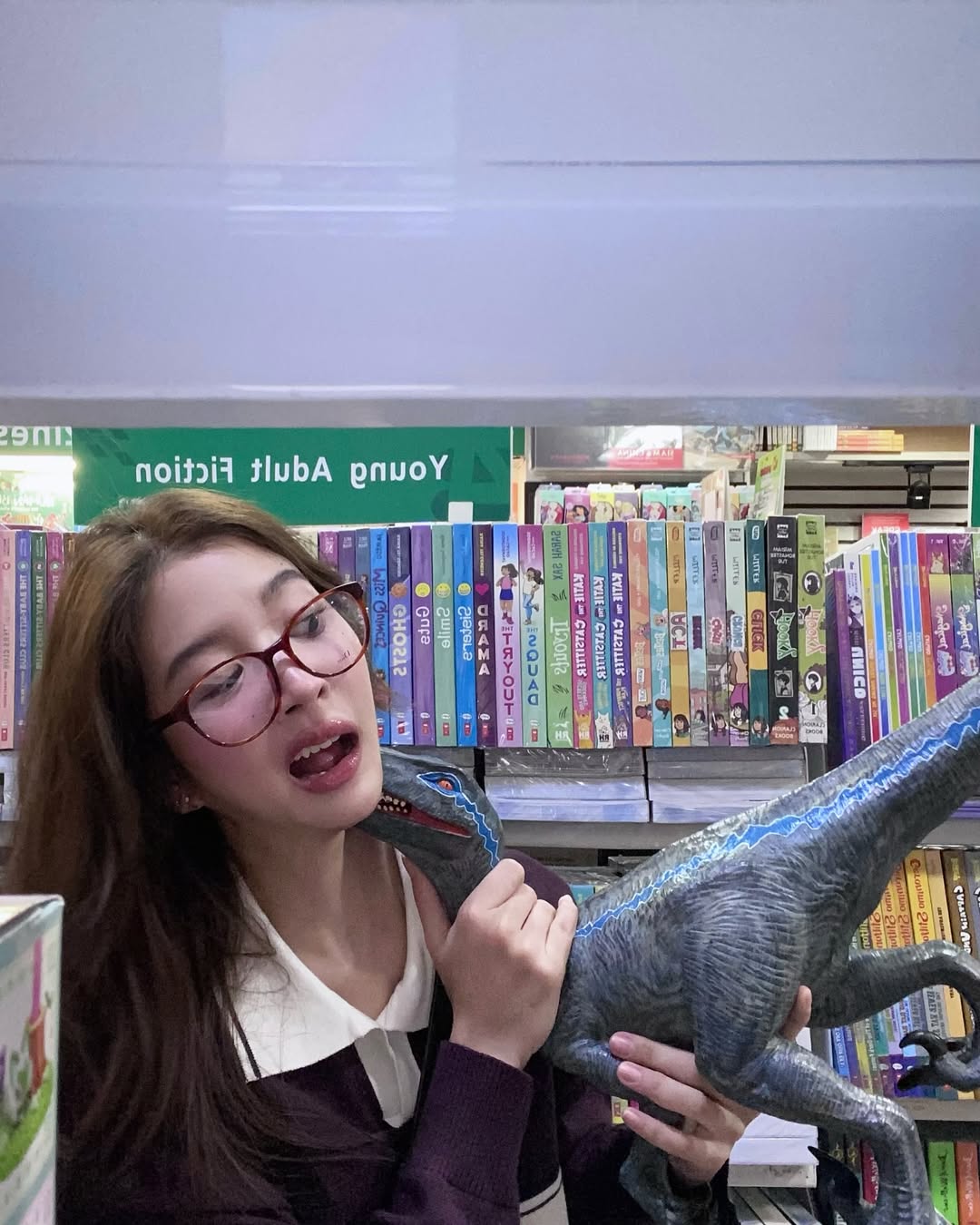 จูเน่ - เพลินพิชญา โกมลารชุน