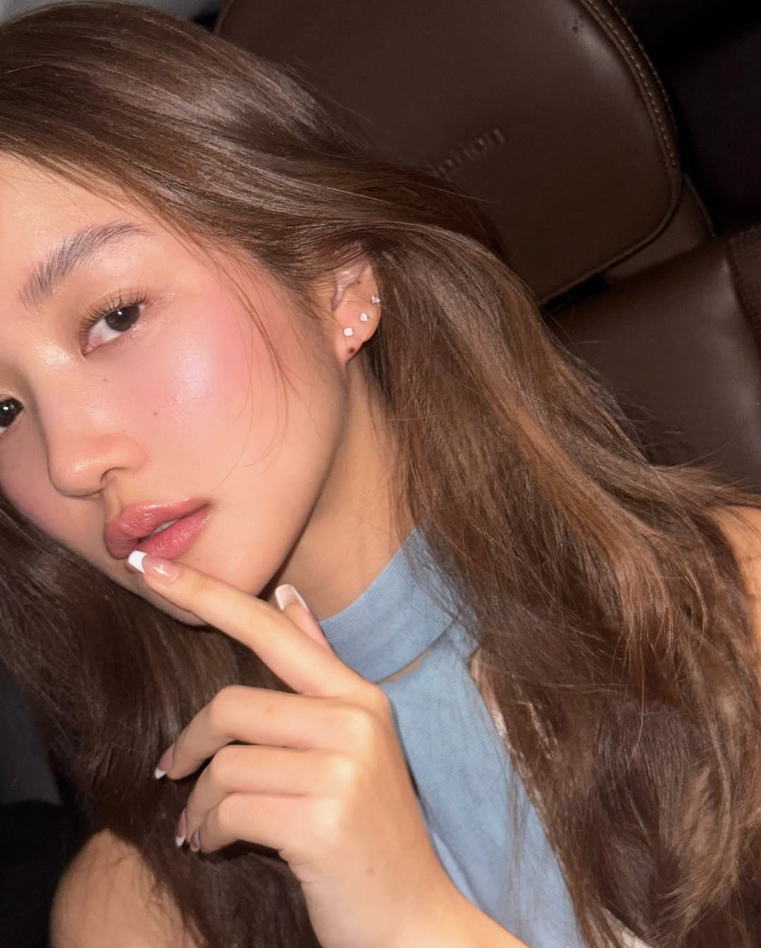 จูเน่ - เพลินพิชญา โกมลารชุน