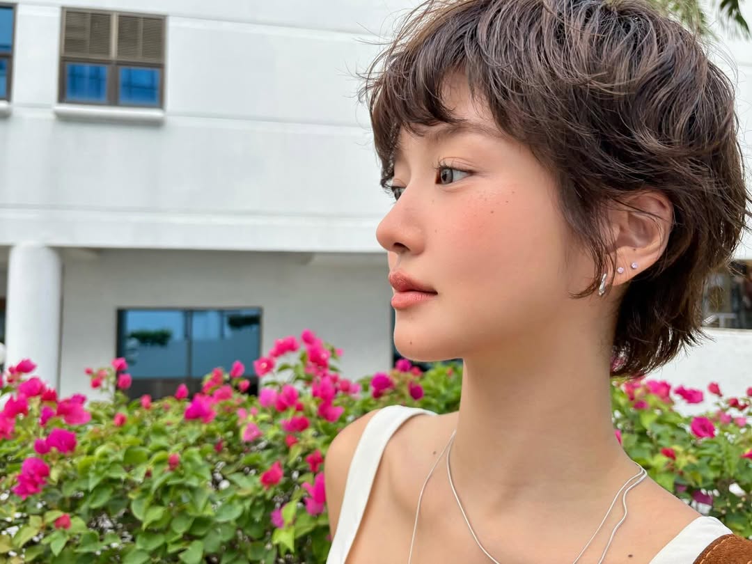 จูเน่ - เพลินพิชญา โกมลารชุน