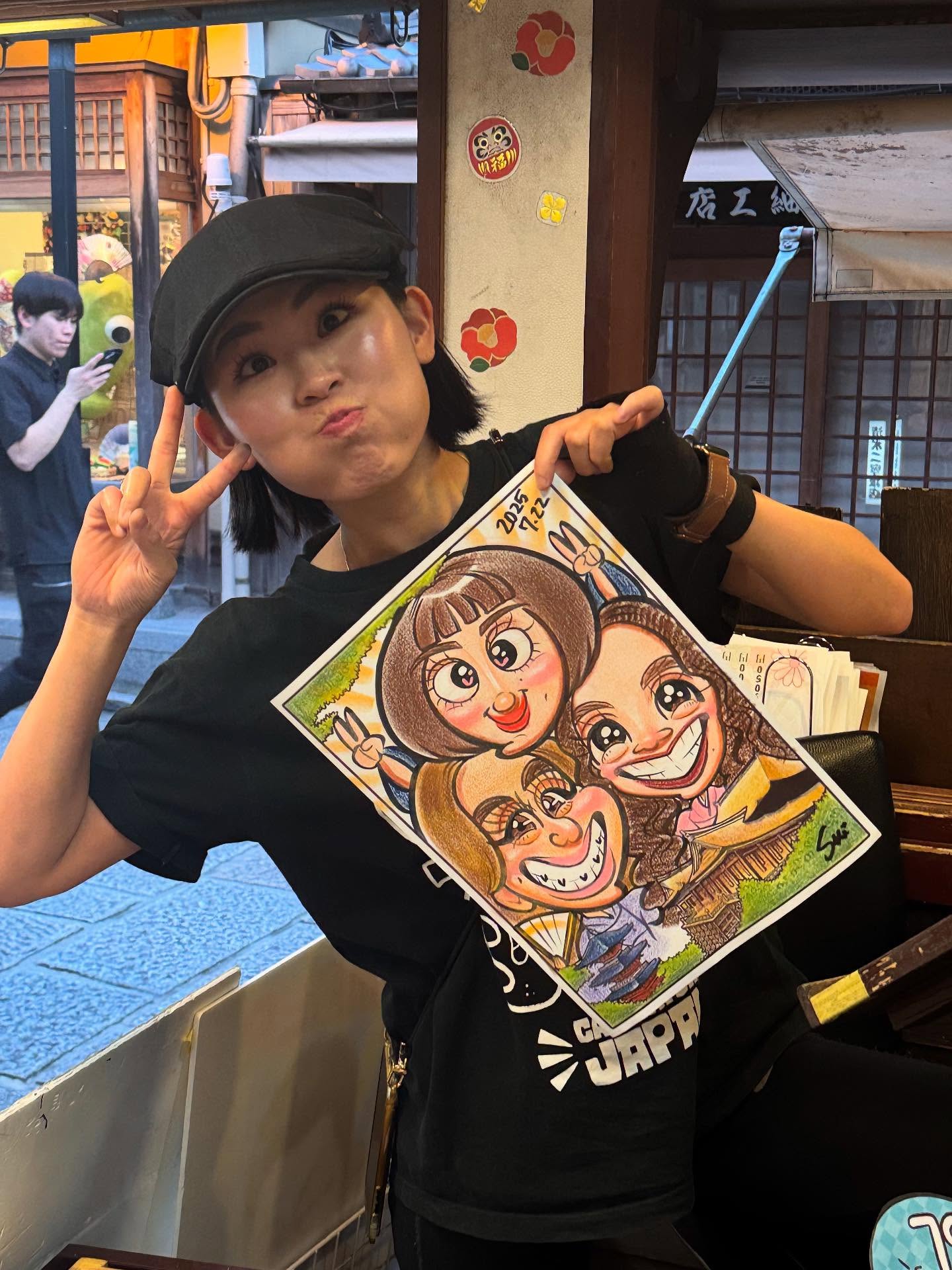 จูเน่ - เพลินพิชญา โกมลารชุน