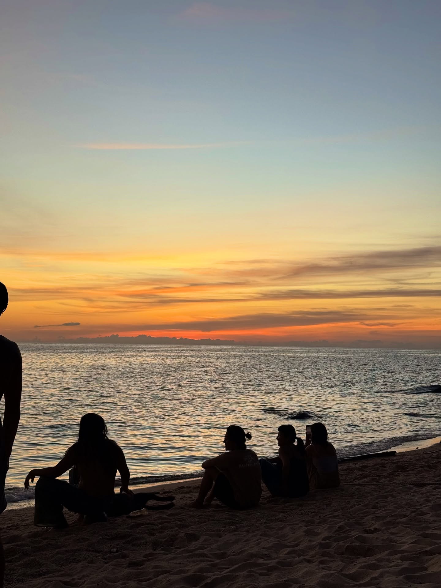 จูเน่ - เพลินพิชญา โกมลารชุน