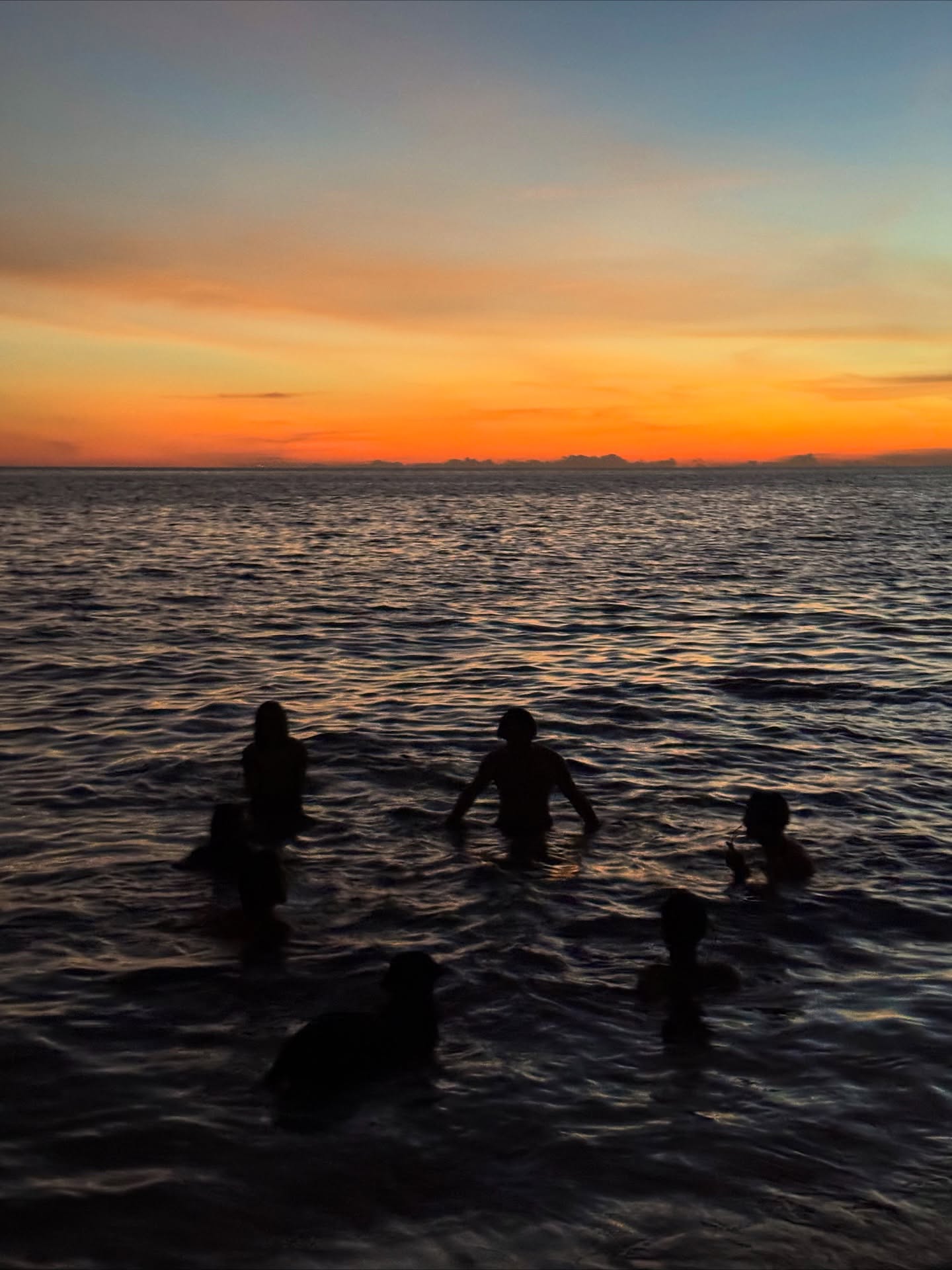 จูเน่ - เพลินพิชญา โกมลารชุน