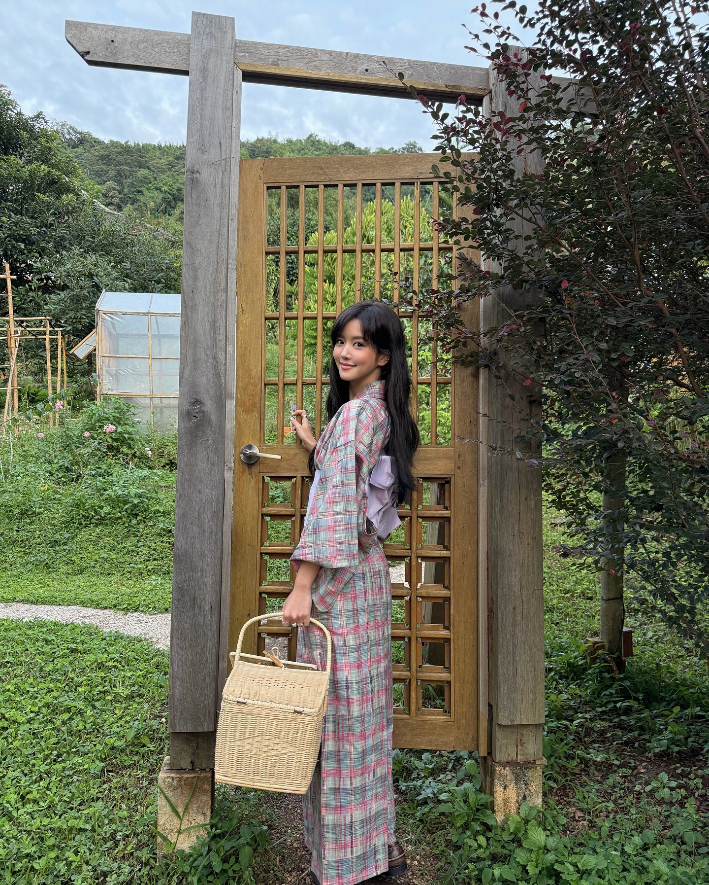 จูเน่ - เพลินพิชญา โกมลารชุน