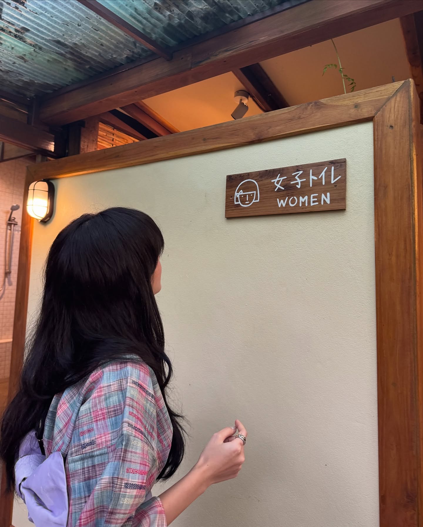 จูเน่ - เพลินพิชญา โกมลารชุน