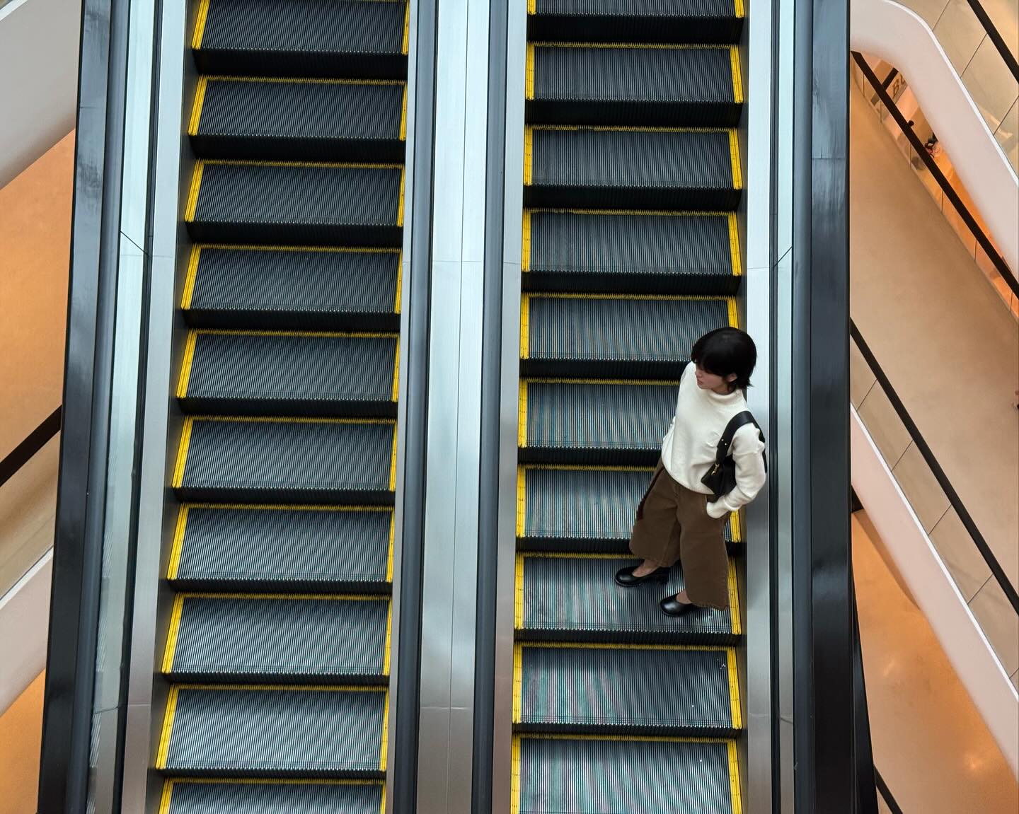 จูเน่ - เพลินพิชญา โกมลารชุน