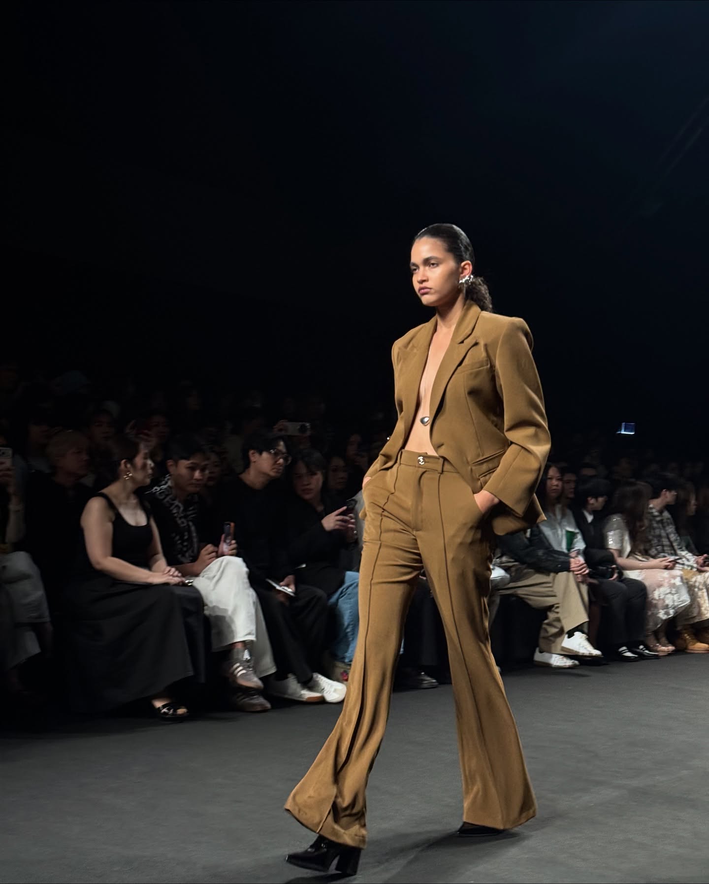 จูเน่ - เพลินพิชญา โกมลารชุน