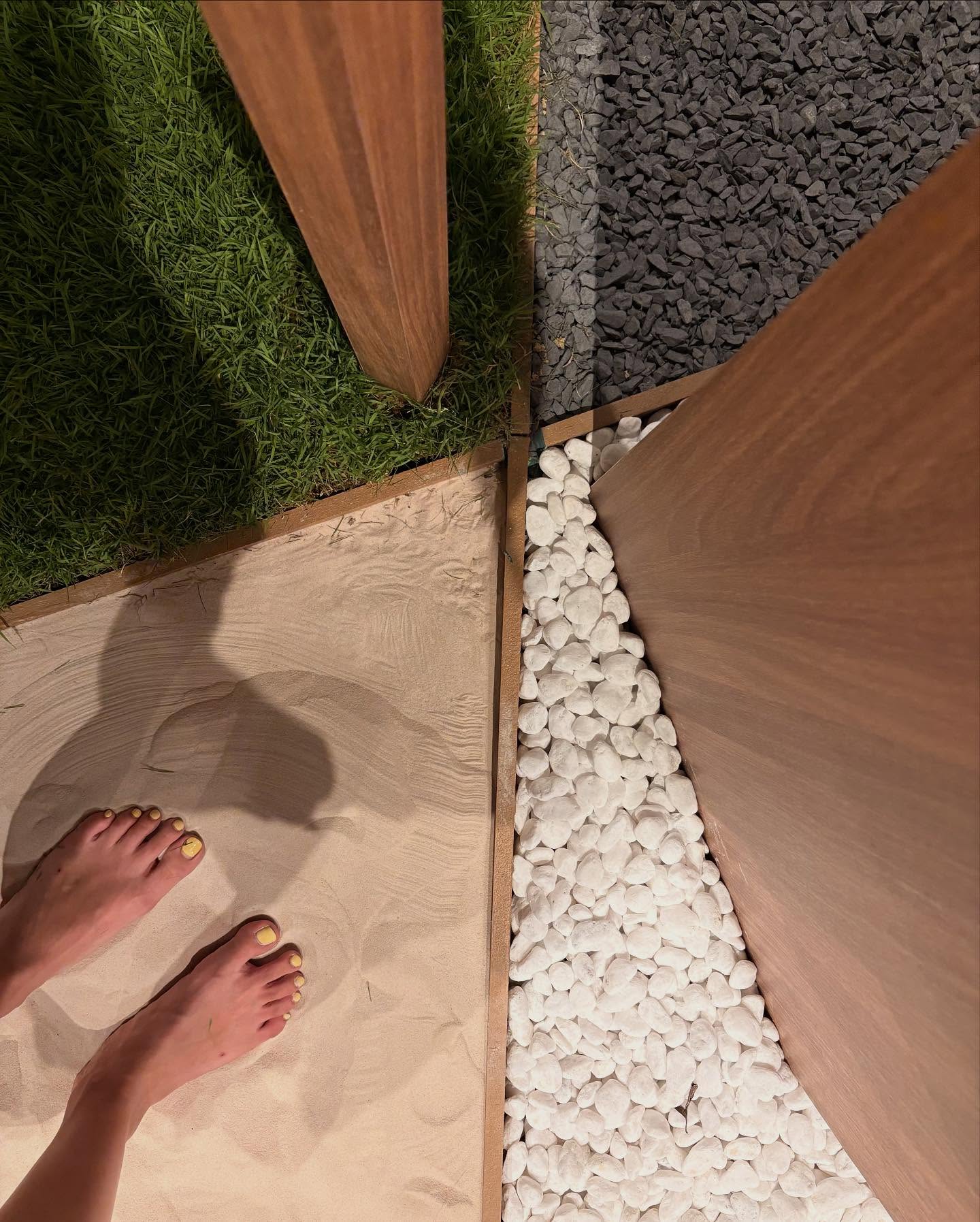 จูเน่ - เพลินพิชญา โกมลารชุน