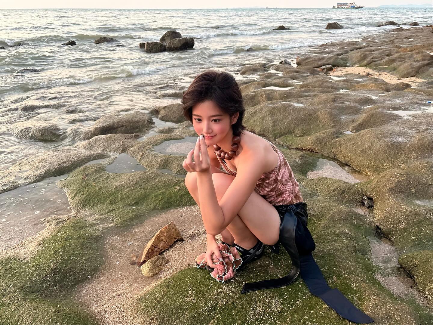 จูเน่ - เพลินพิชญา โกมลารชุน