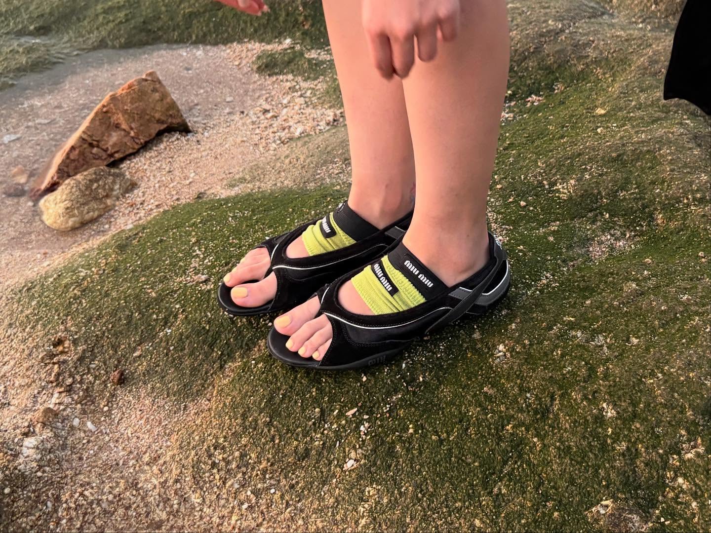 จูเน่ - เพลินพิชญา โกมลารชุน