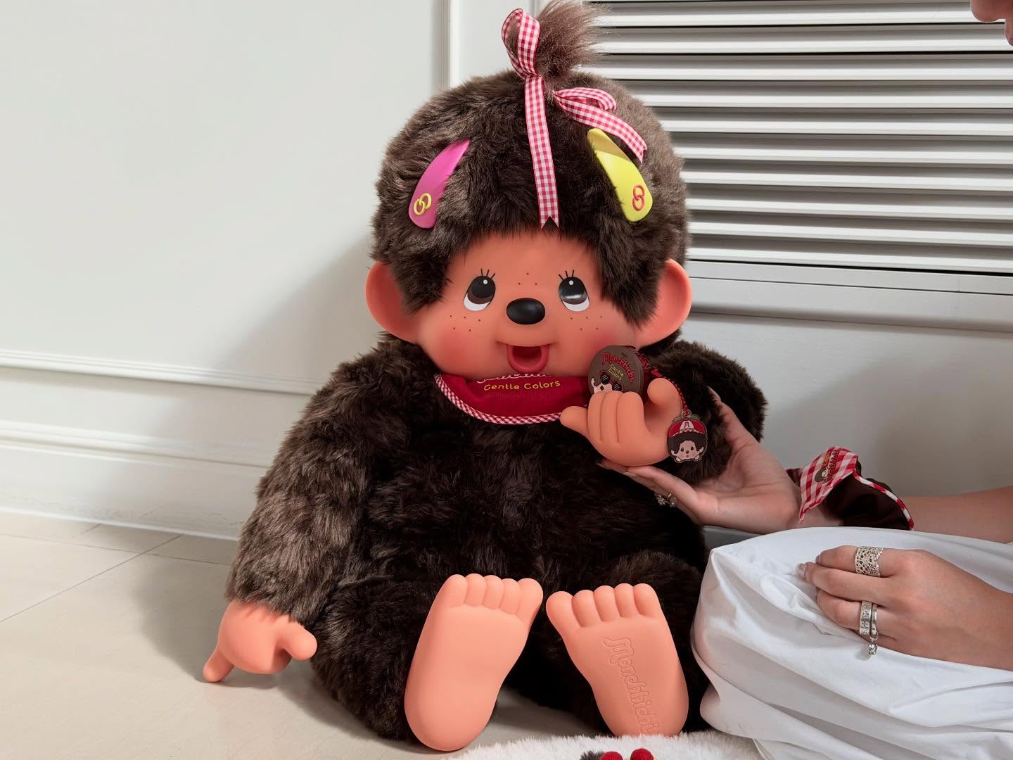 จูเน่ - เพลินพิชญา โกมลารชุน