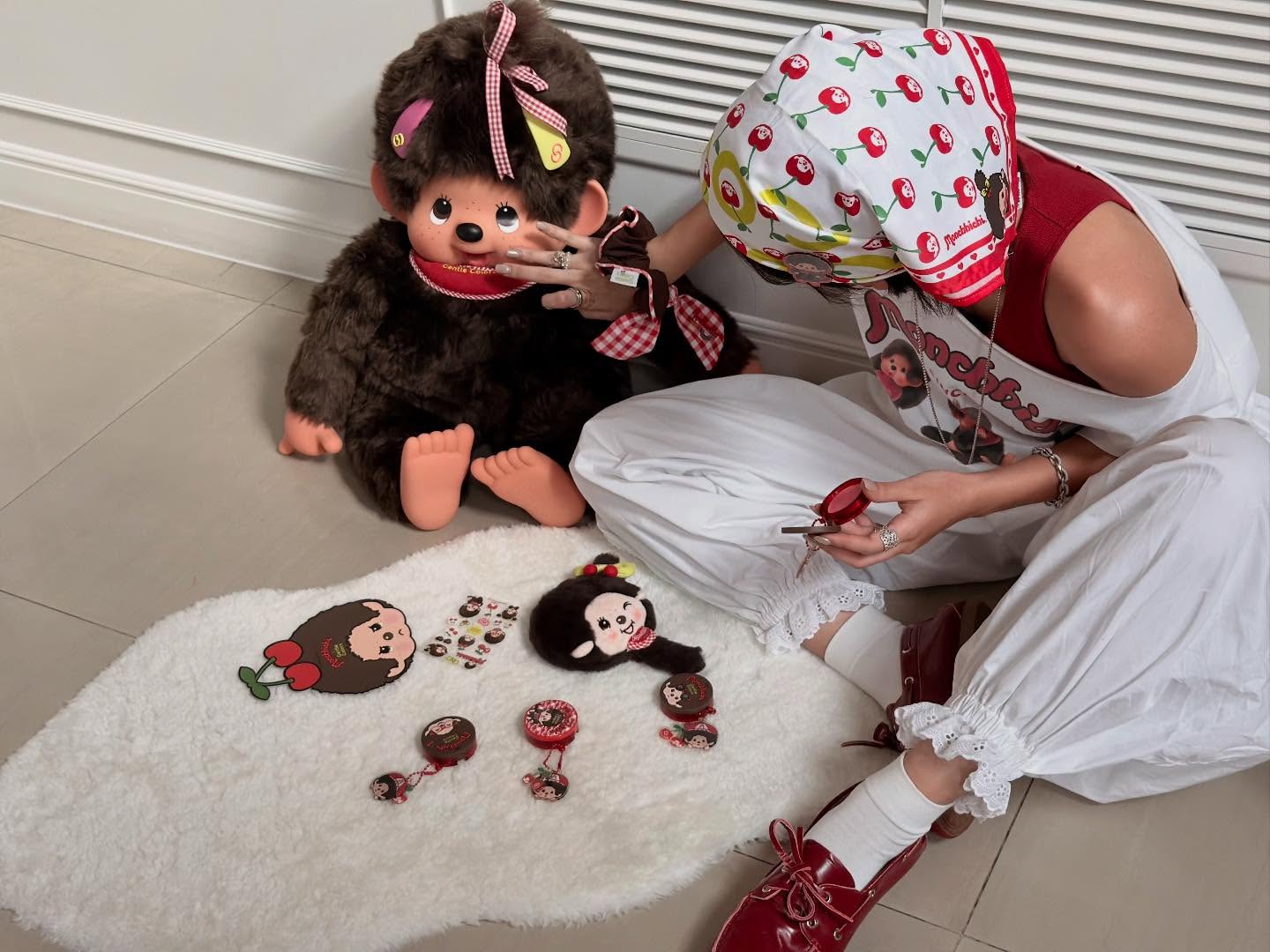 จูเน่ - เพลินพิชญา โกมลารชุน