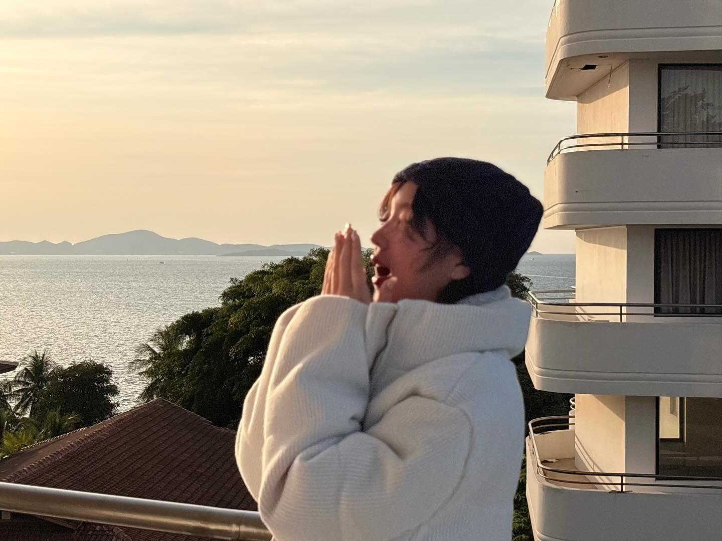 จูเน่ - เพลินพิชญา โกมลารชุน