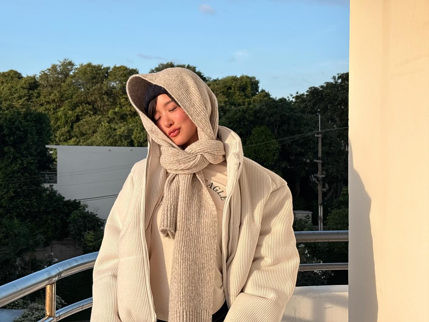 จูเน่ - เพลินพิชญา โกมลารชุน