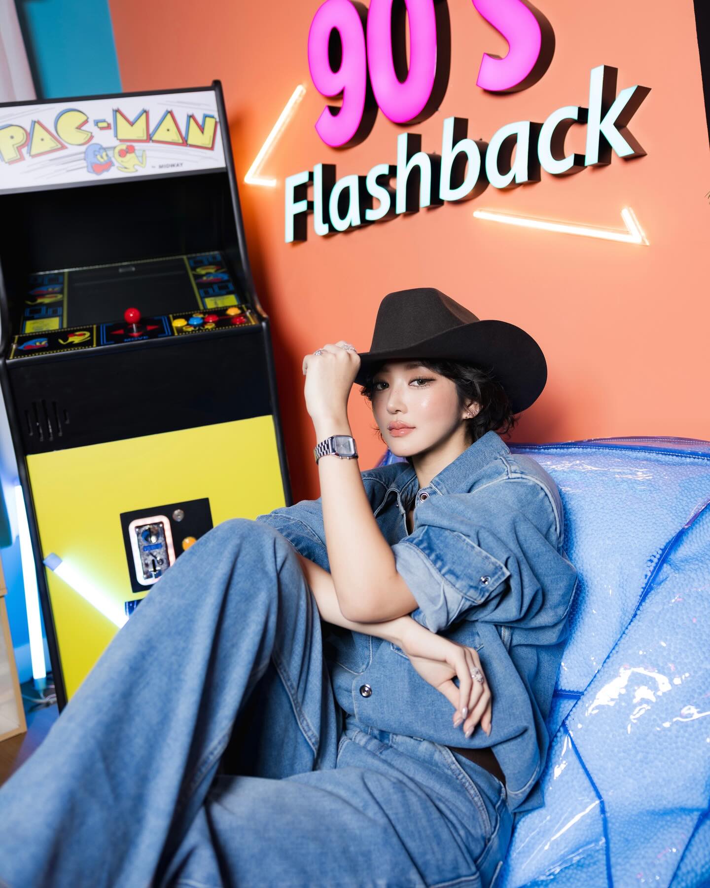 จูเน่ - เพลินพิชญา โกมลารชุน