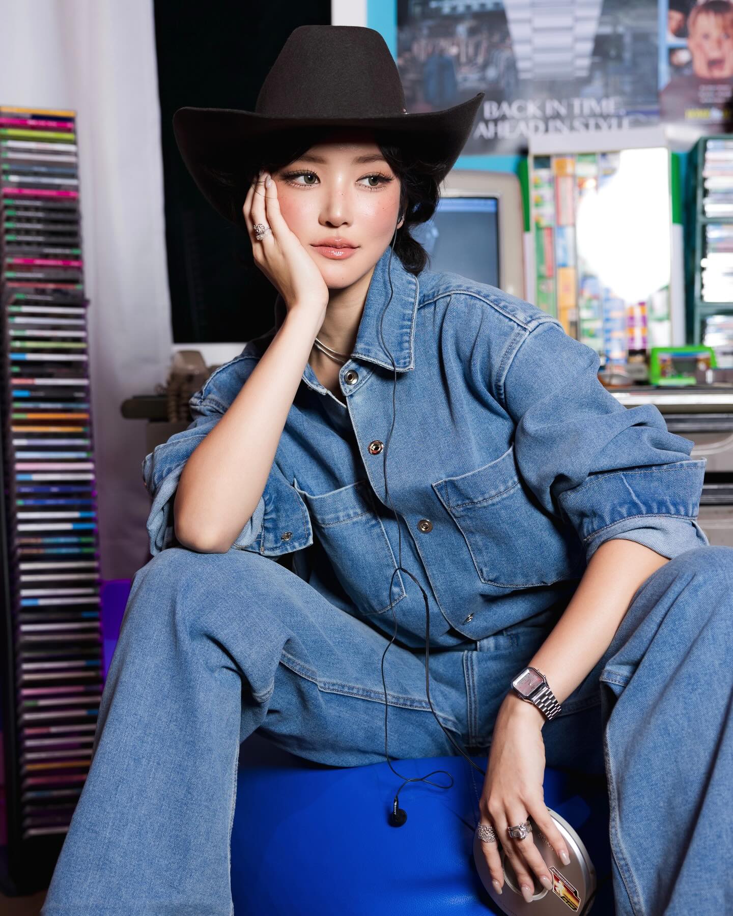 จูเน่ - เพลินพิชญา โกมลารชุน