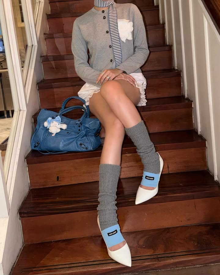 จูเน่ - เพลินพิชญา โกมลารชุน