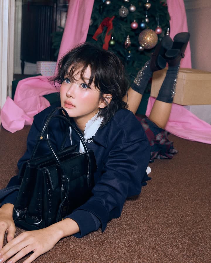 จูเน่ - เพลินพิชญา โกมลารชุน