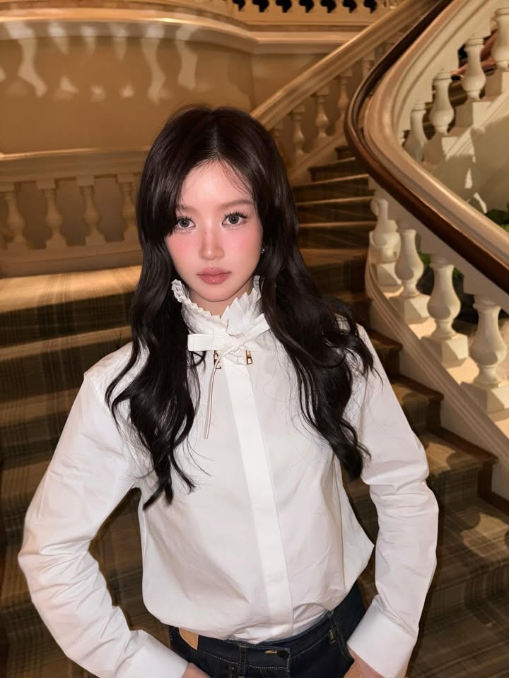 จูเน่ - เพลินพิชญา โกมลารชุน