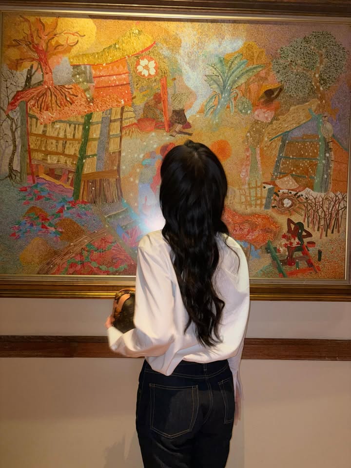 จูเน่ - เพลินพิชญา โกมลารชุน