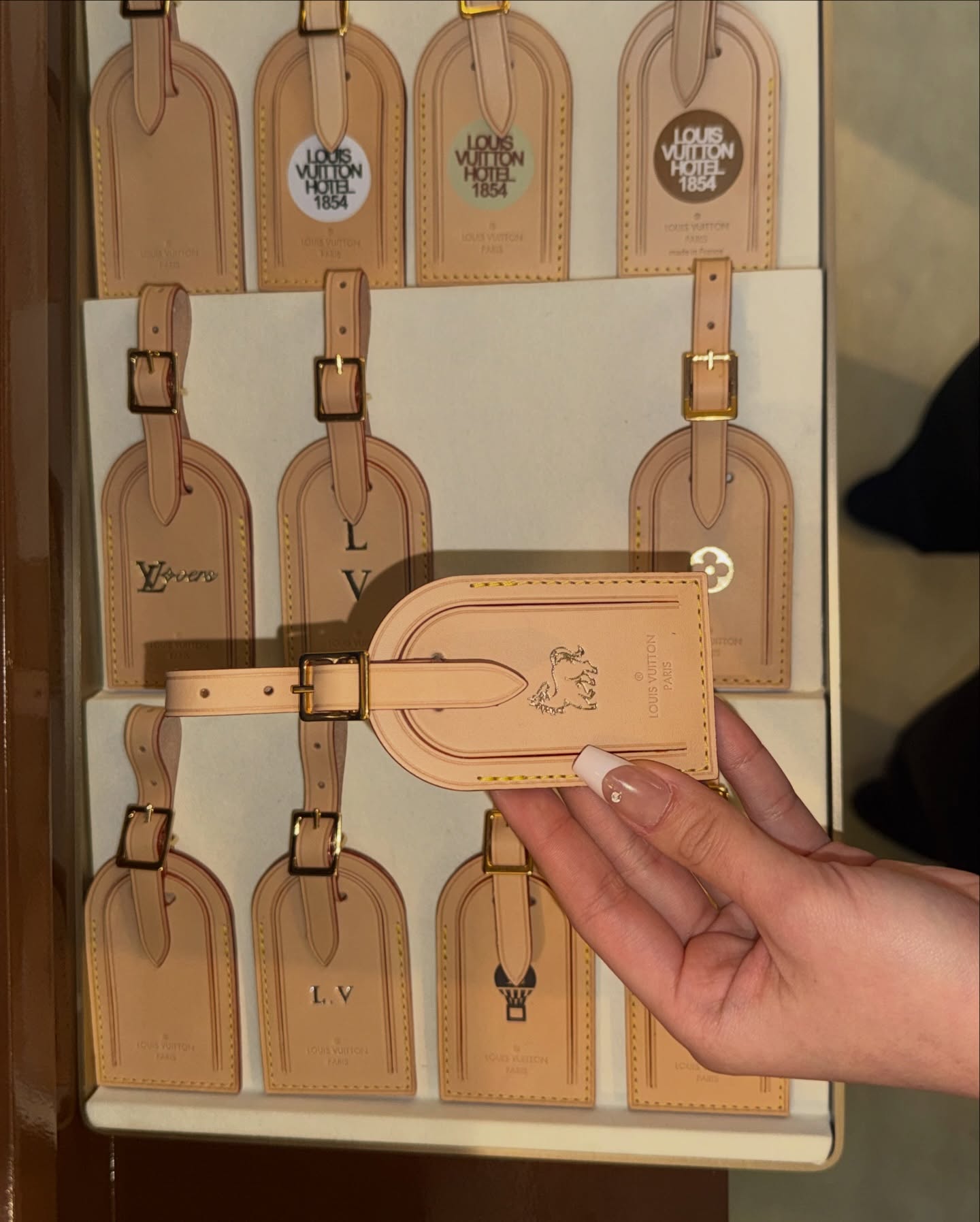 จูเน่ - เพลินพิชญา โกมลารชุน