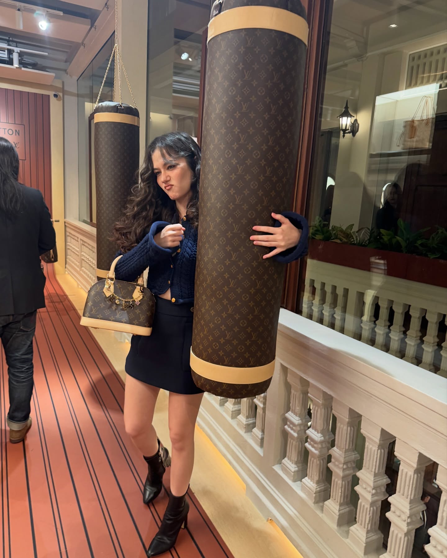 จูเน่ - เพลินพิชญา โกมลารชุน