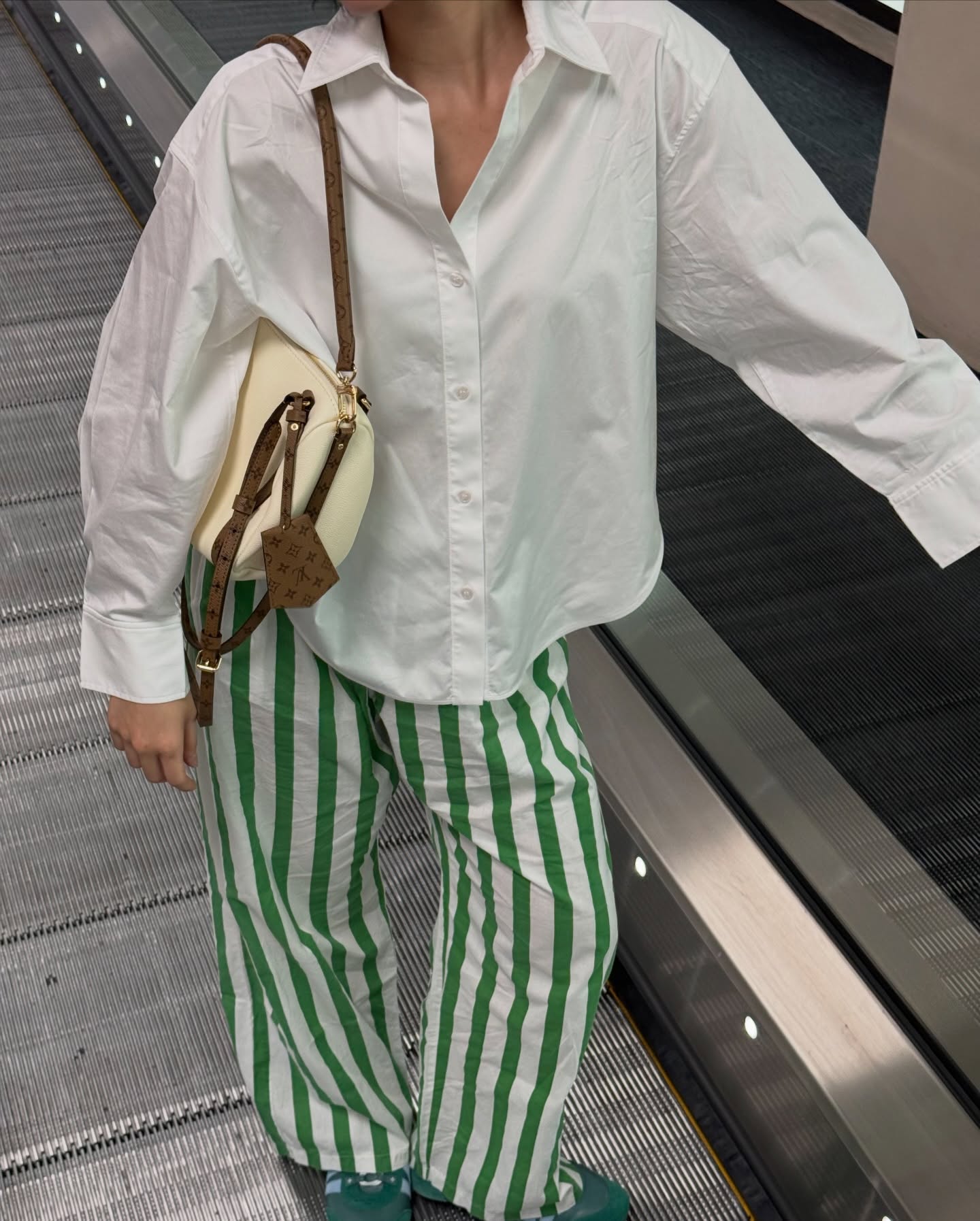 จูเน่ - เพลินพิชญา โกมลารชุน